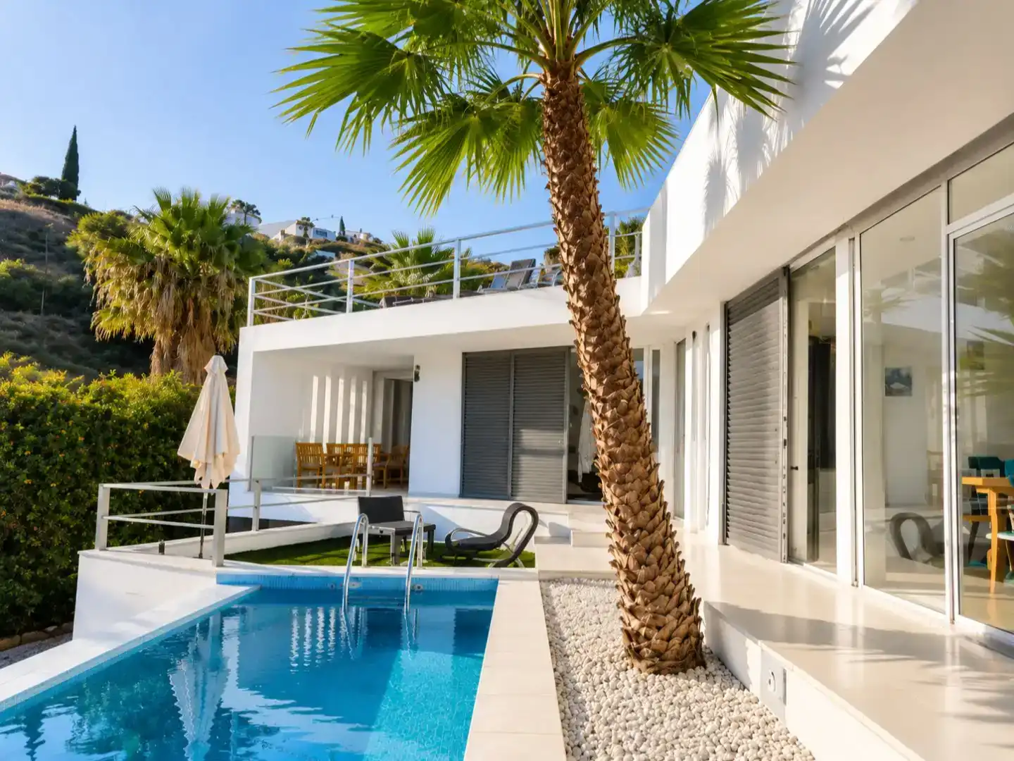 Piscina de Casa o xalet en venda en Salobreña amb Aire condicionat, Piscina i Balcó