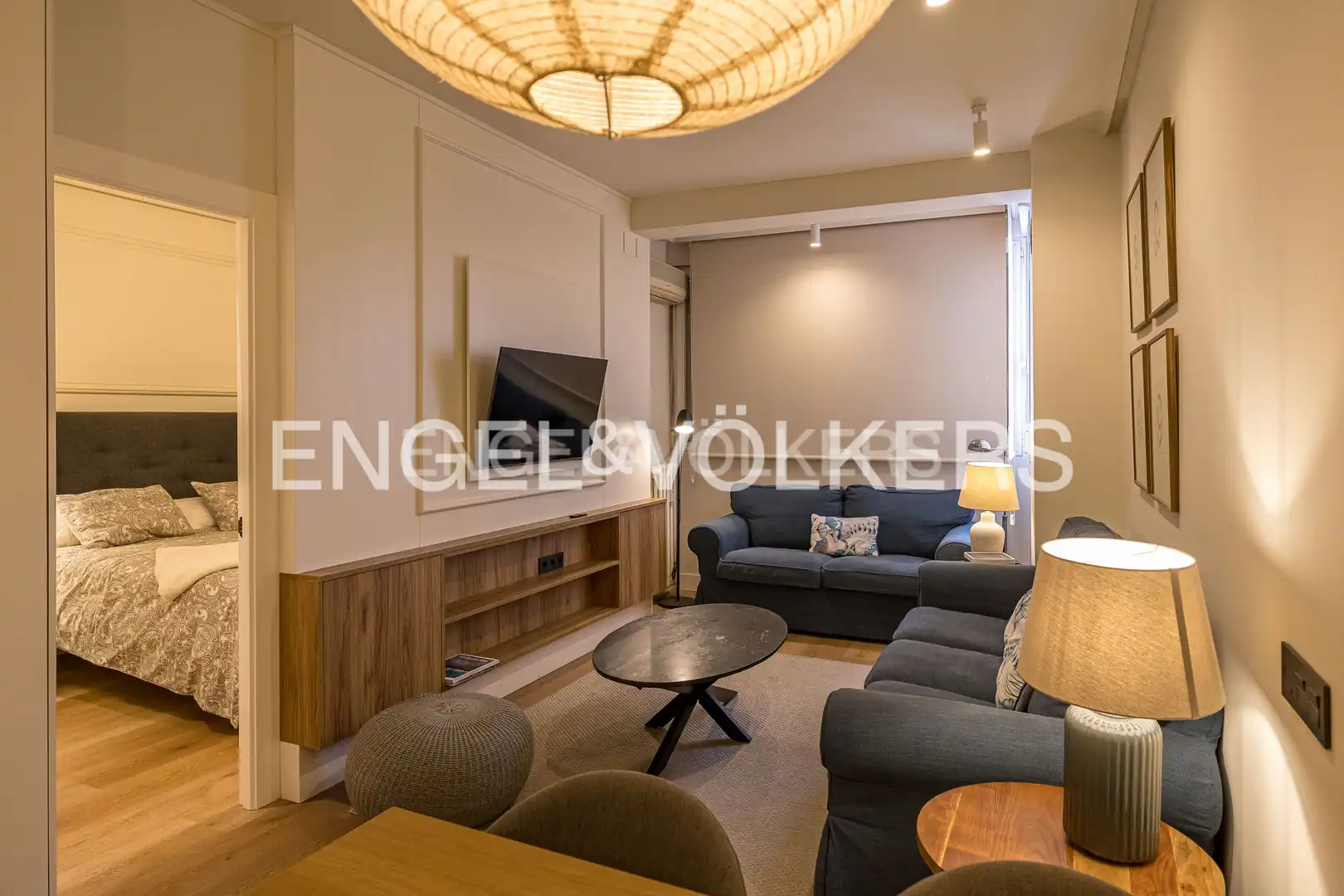 Living room of Flat for rent in Madrid  with Air Conditioner, Heating and Storage room