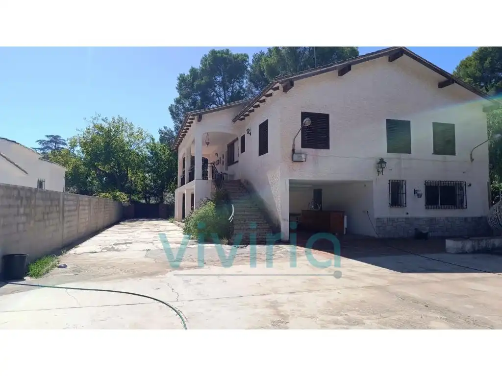 Exterior view of Houses for sale in La Cañada