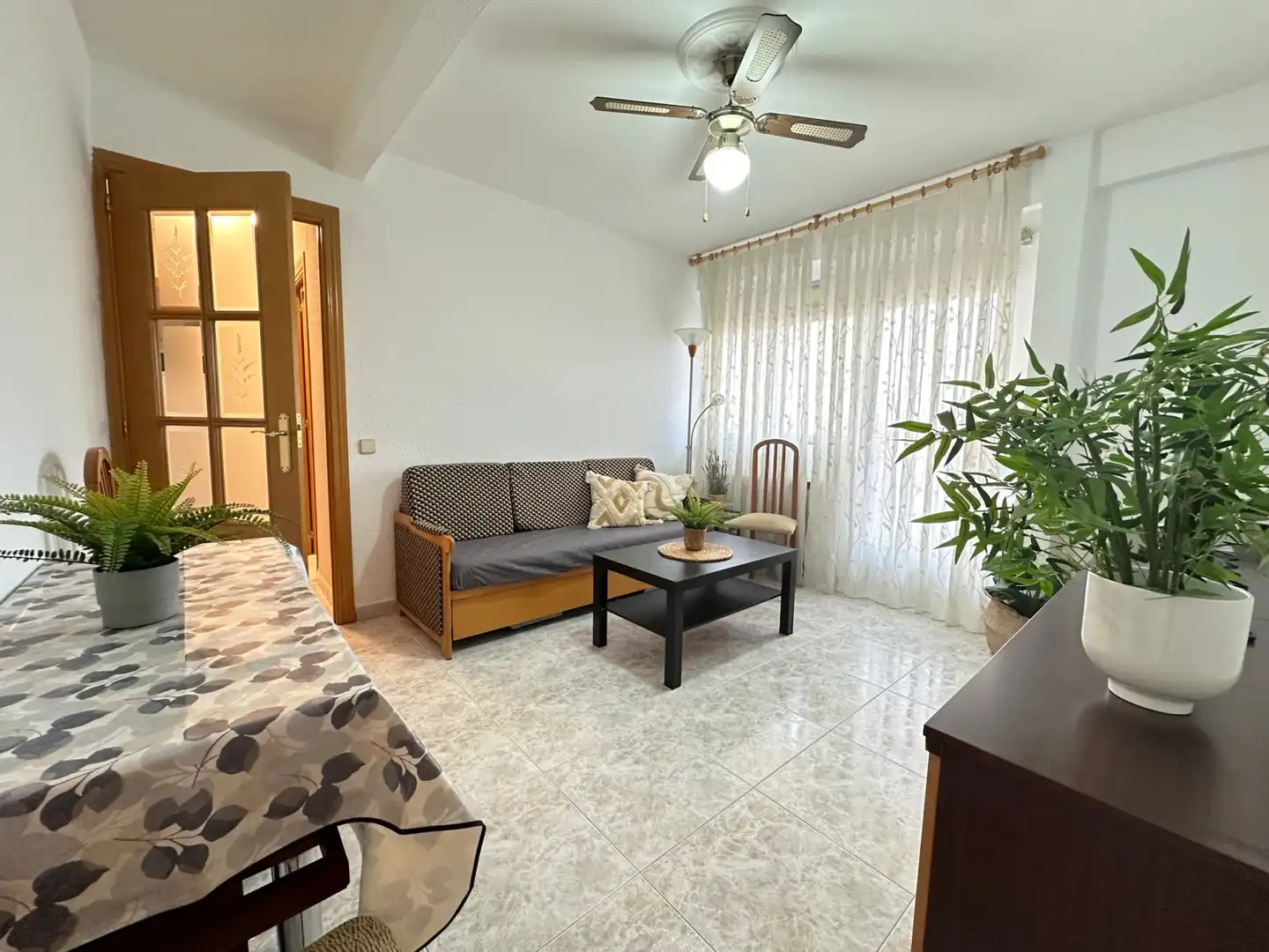 Living room of Flat for rent in Villaverde
