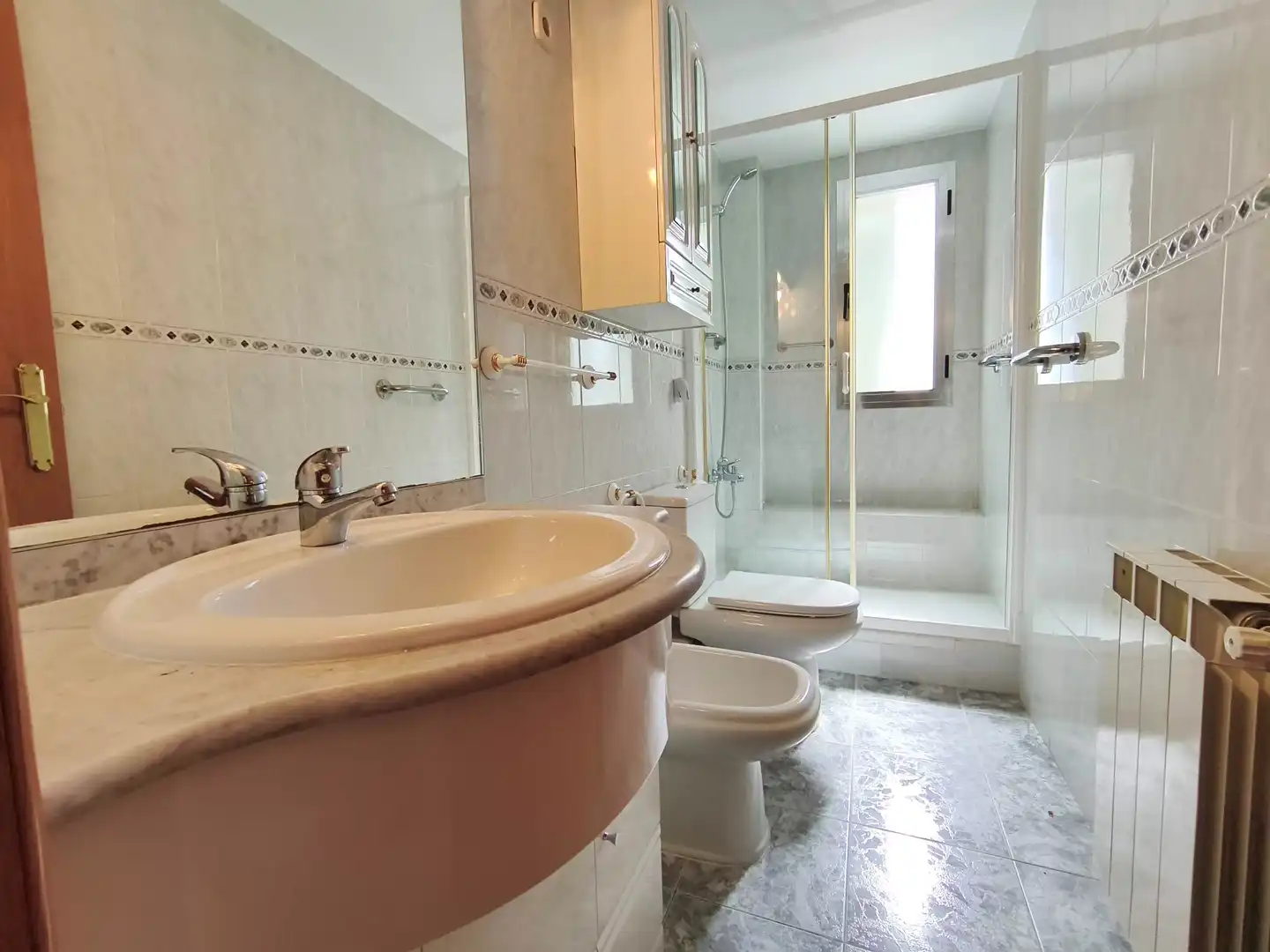 Baño de Piso en venta en Alcorcón con Aire acondicionado, Calefacción y Terraza