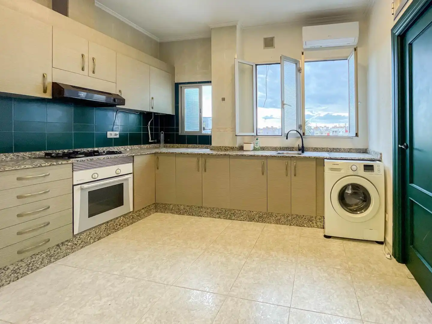 Piso en venta en Avenida de Peris y Valero, 105, Russafa