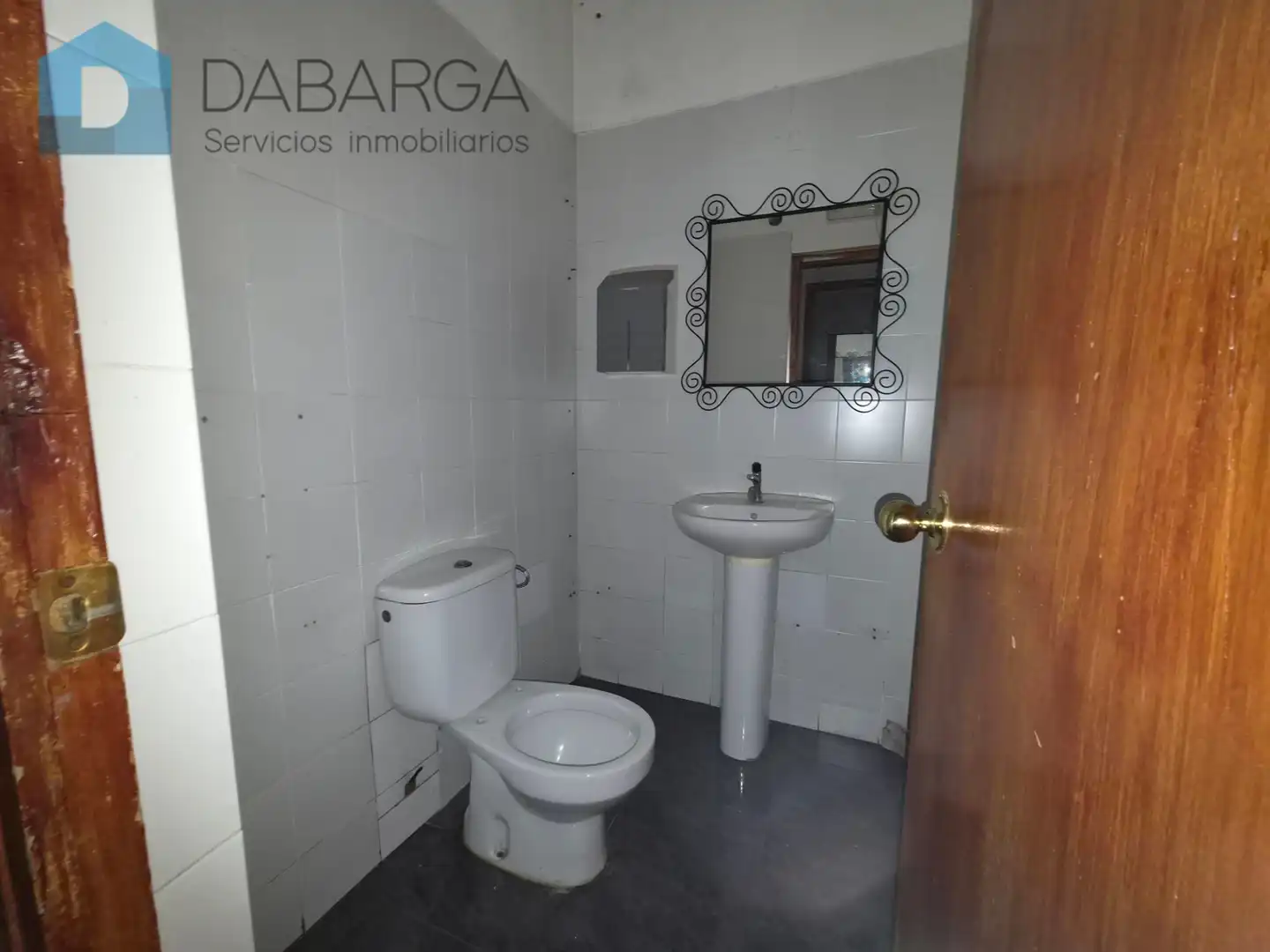 Bathroom of Commercial properties for rent in Ajuntament-Maragall