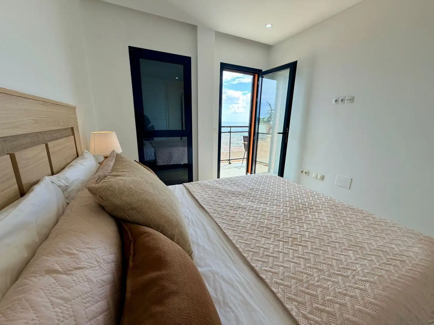 Schlafzimmer von Maisonette zum Verkauf in Antigua