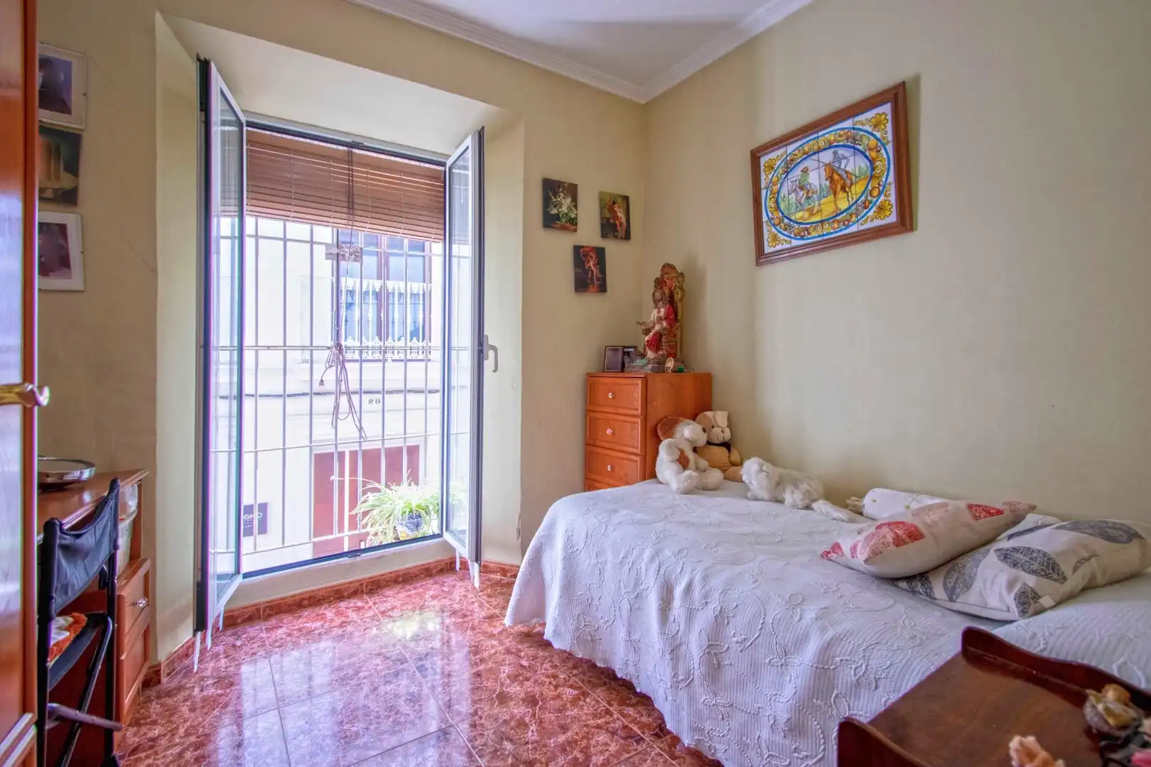 Bedroom of Buildings for sale in Sevilla