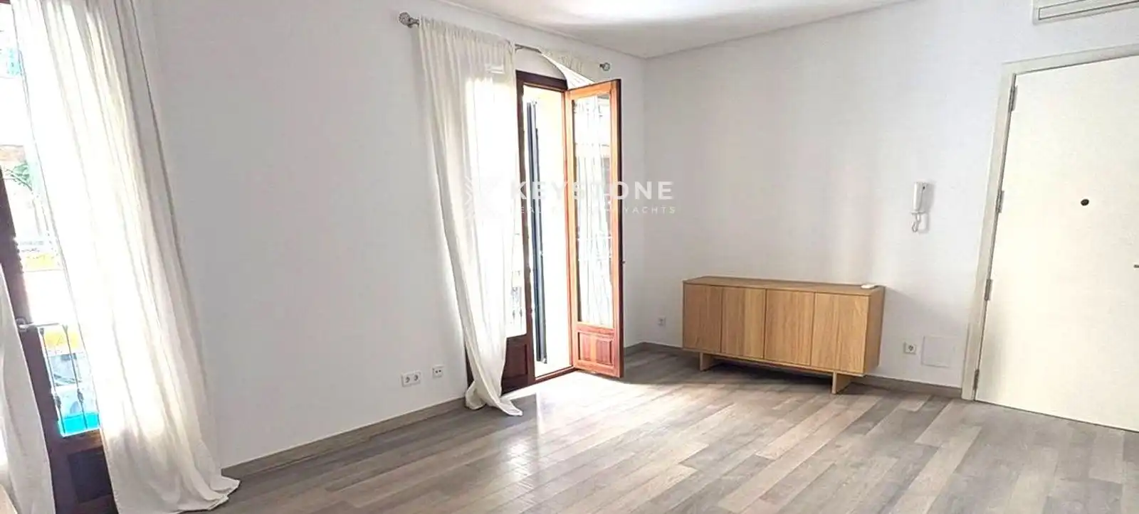 Flat for rent in CALLE DE LA INFANTA PAU,, Foners