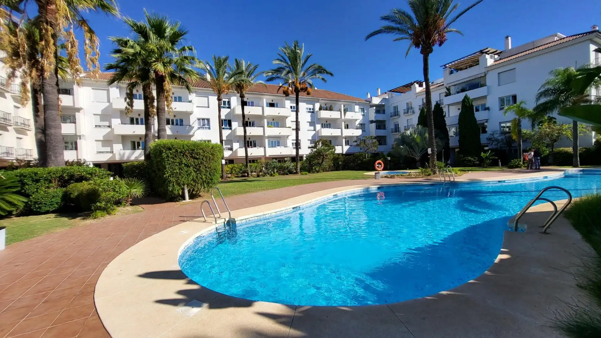 Apartamento con terraza en venta en Nueva Andalucía, imagen 5