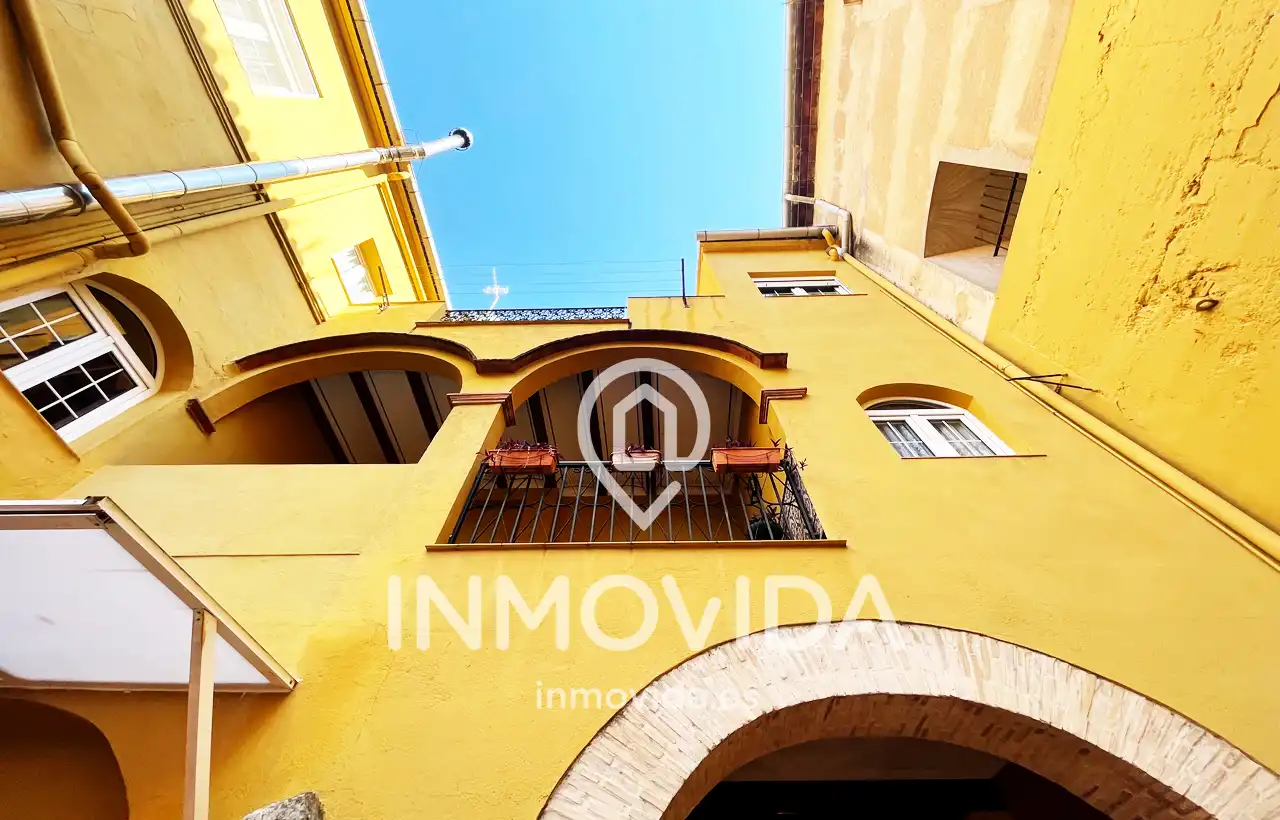 Exterior view of Houses for sale in Xàtiva  with Air Conditioner, Terrace and Furnished