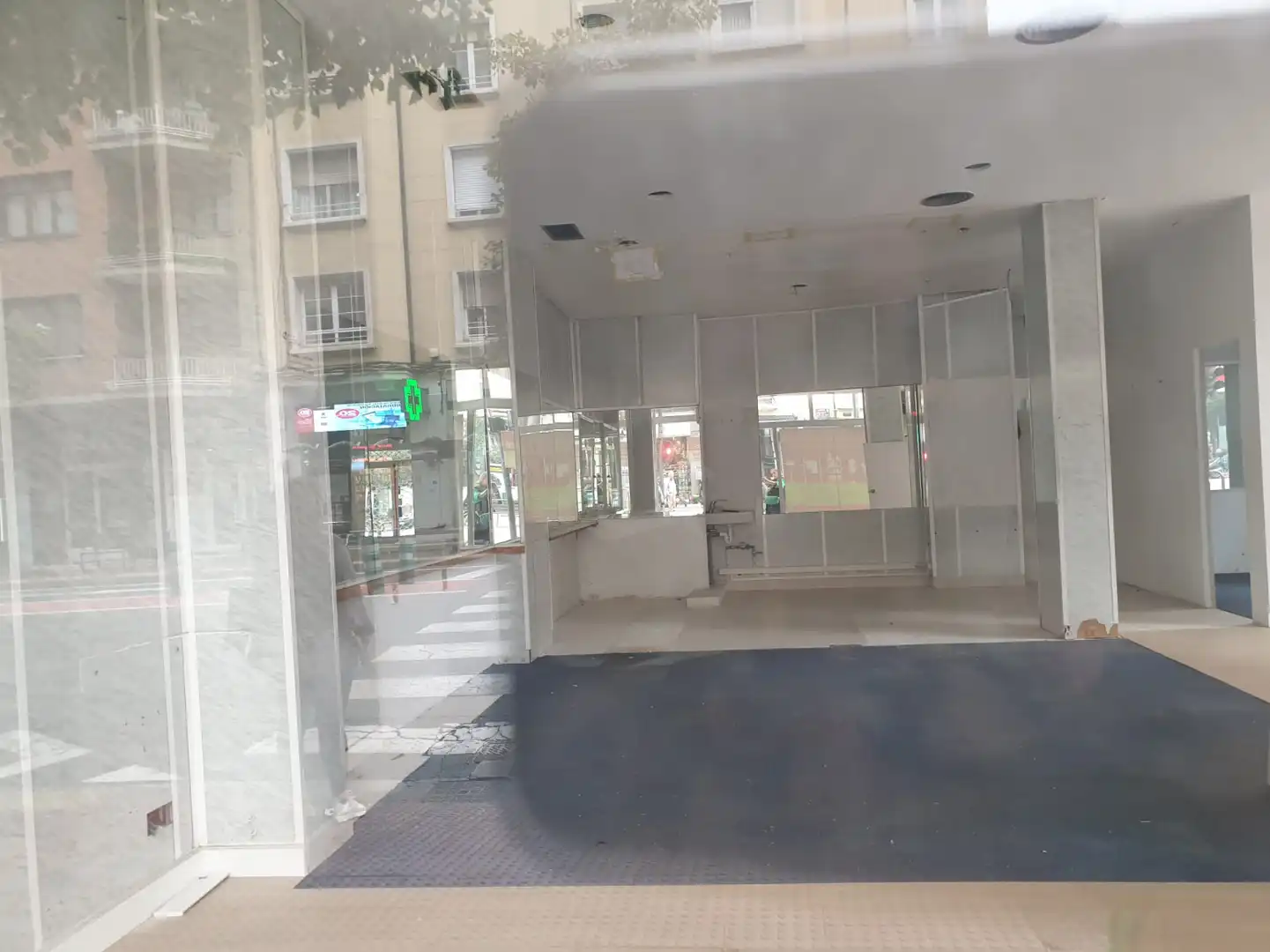 Business premises for sale in Logroño - CL GENERAL VARA DEL REY, imagen 2