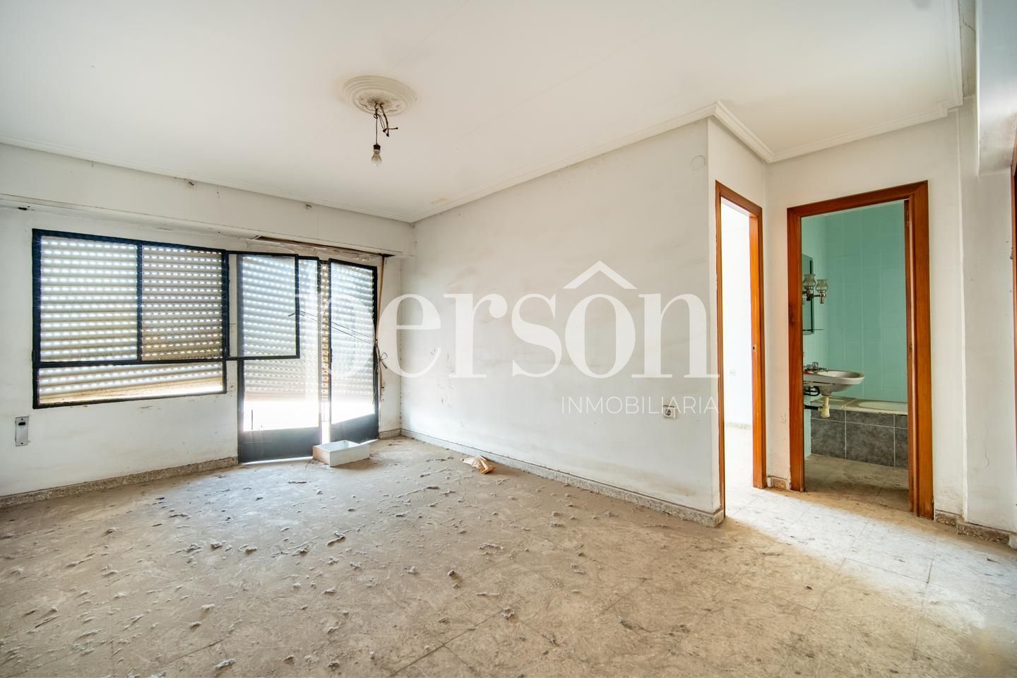 Bedroom of Flat for sale in  Valencia Capital  with Balcony