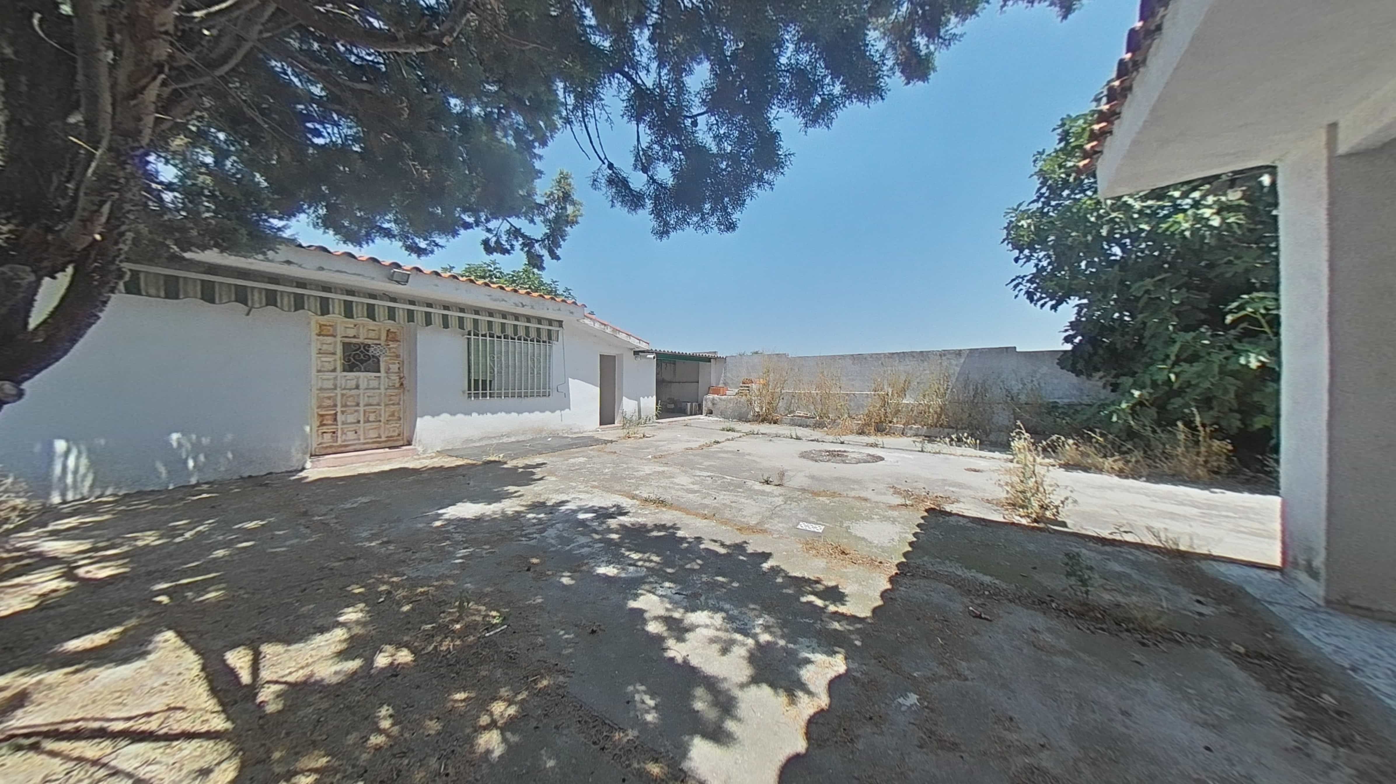 Exterior view of House or chalet for sale in Borox  with Private garden, Terrace and Storage room