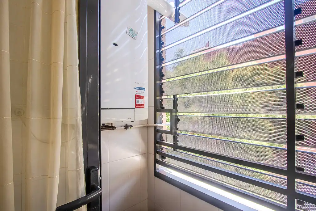 Balcony of Flat for rent in Madrid  with Air Conditioner, Private garden and Storage room