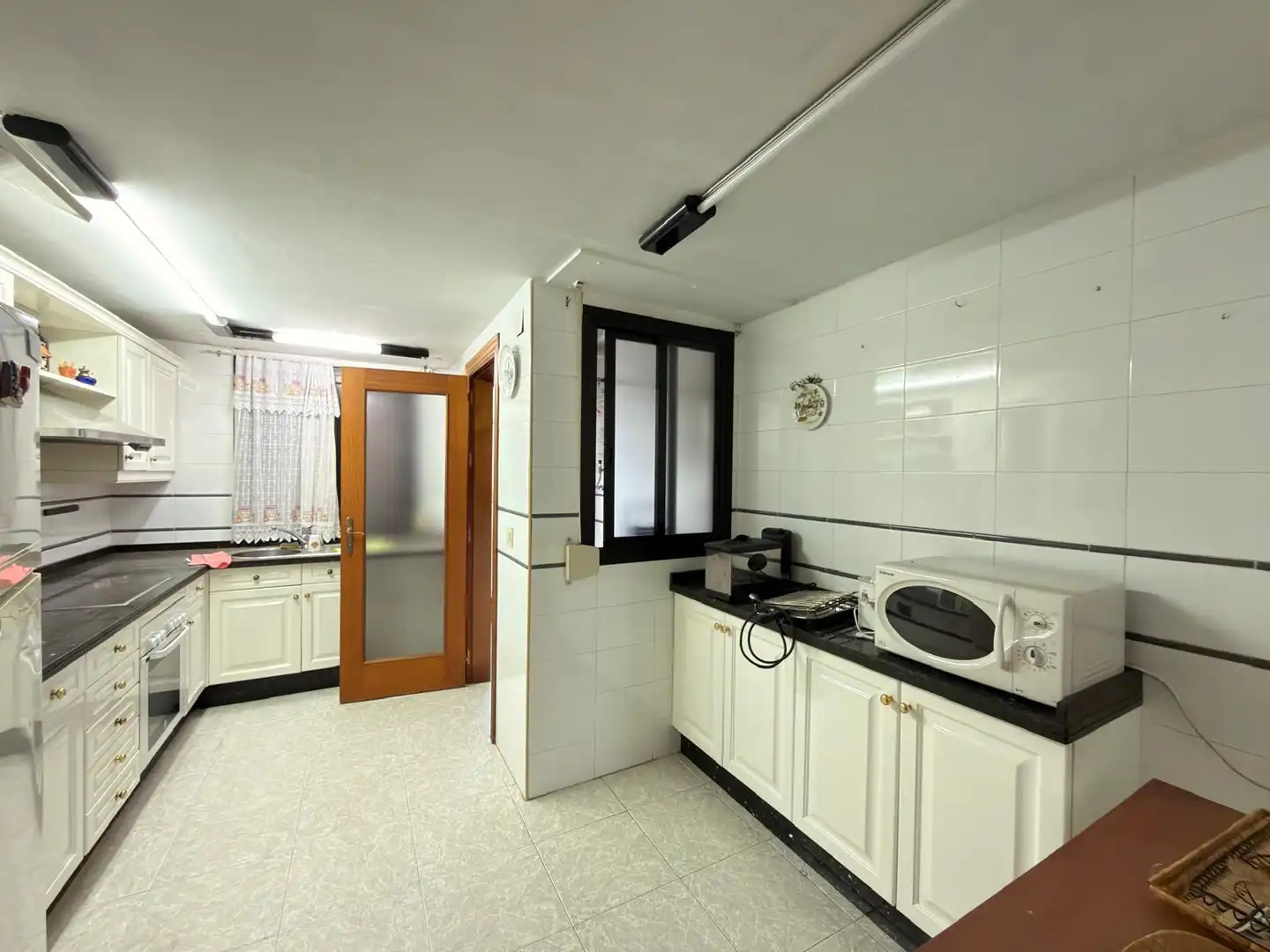 Cocina de Piso en venta en Huelva con Amueblado, Horno y Lavadora