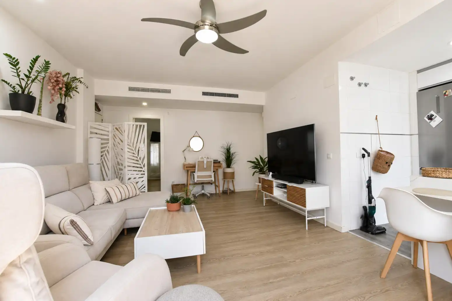 Living room of Flat for sale in Rafelbuñol / Rafelbunyol  with Heating, Furnished and Balcony