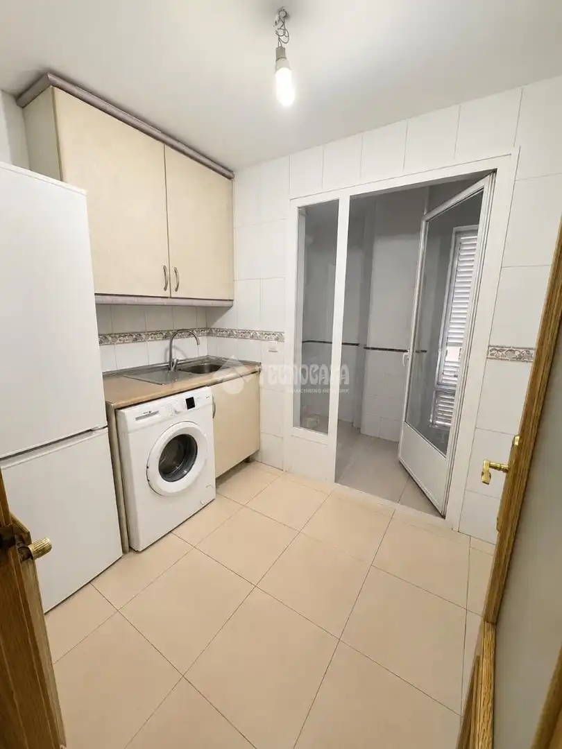 Habitación de Piso en venta en Madrid con Calefacción y Terraza