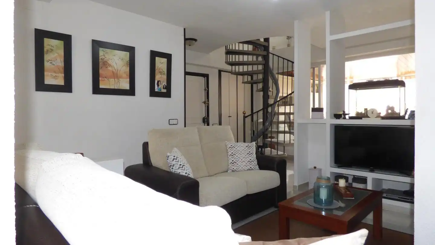Wohnzimmer von Maisonette zum Verkauf in Benidorm mit Terrasse
