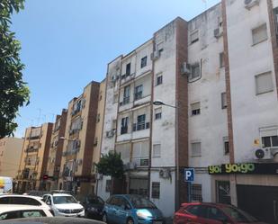 Exterior view of Flat for sale in Mairena del Aljarafe  with Air Conditioner