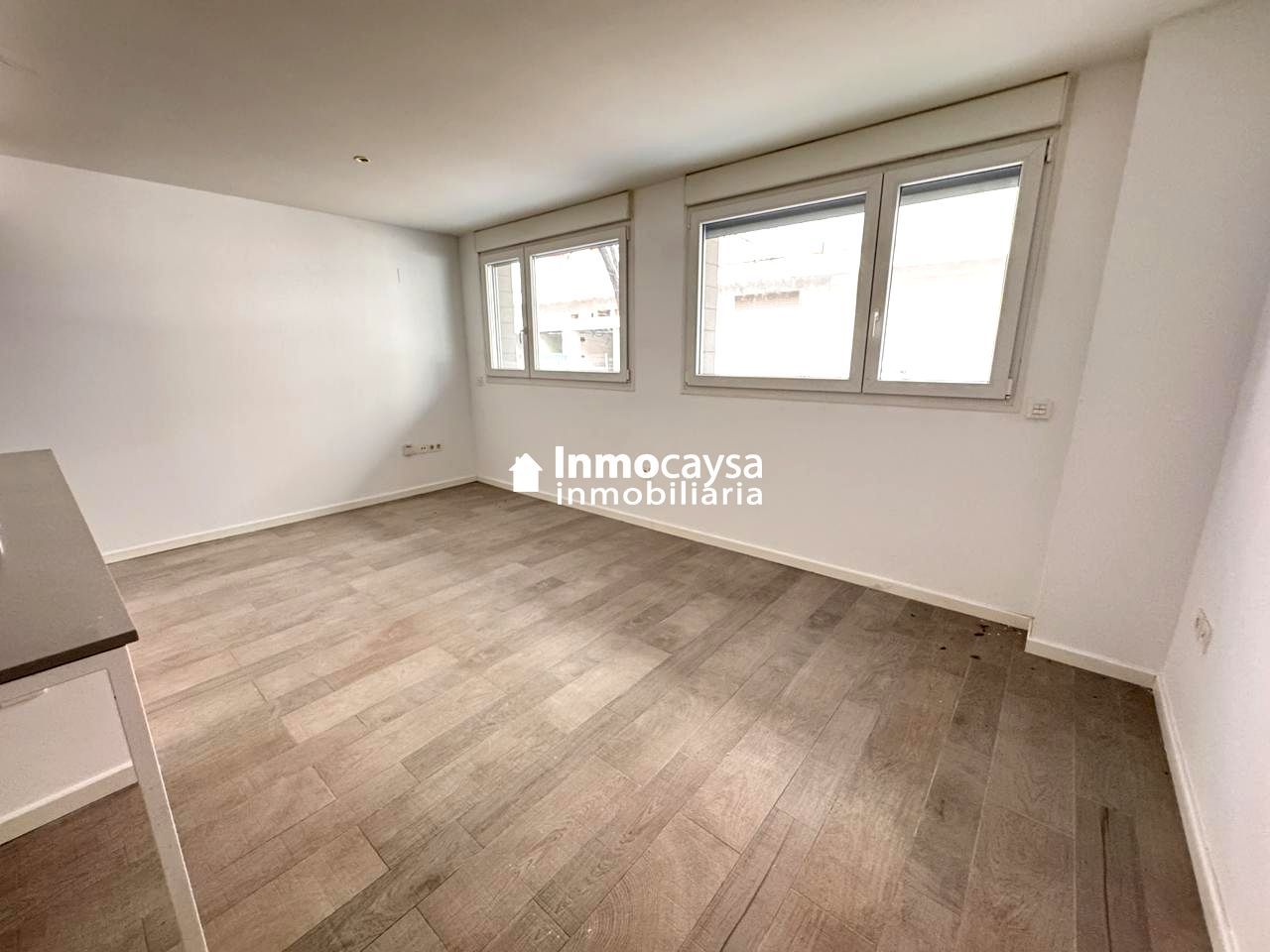 Vista exterior de Planta baja de alquiler en Xàtiva