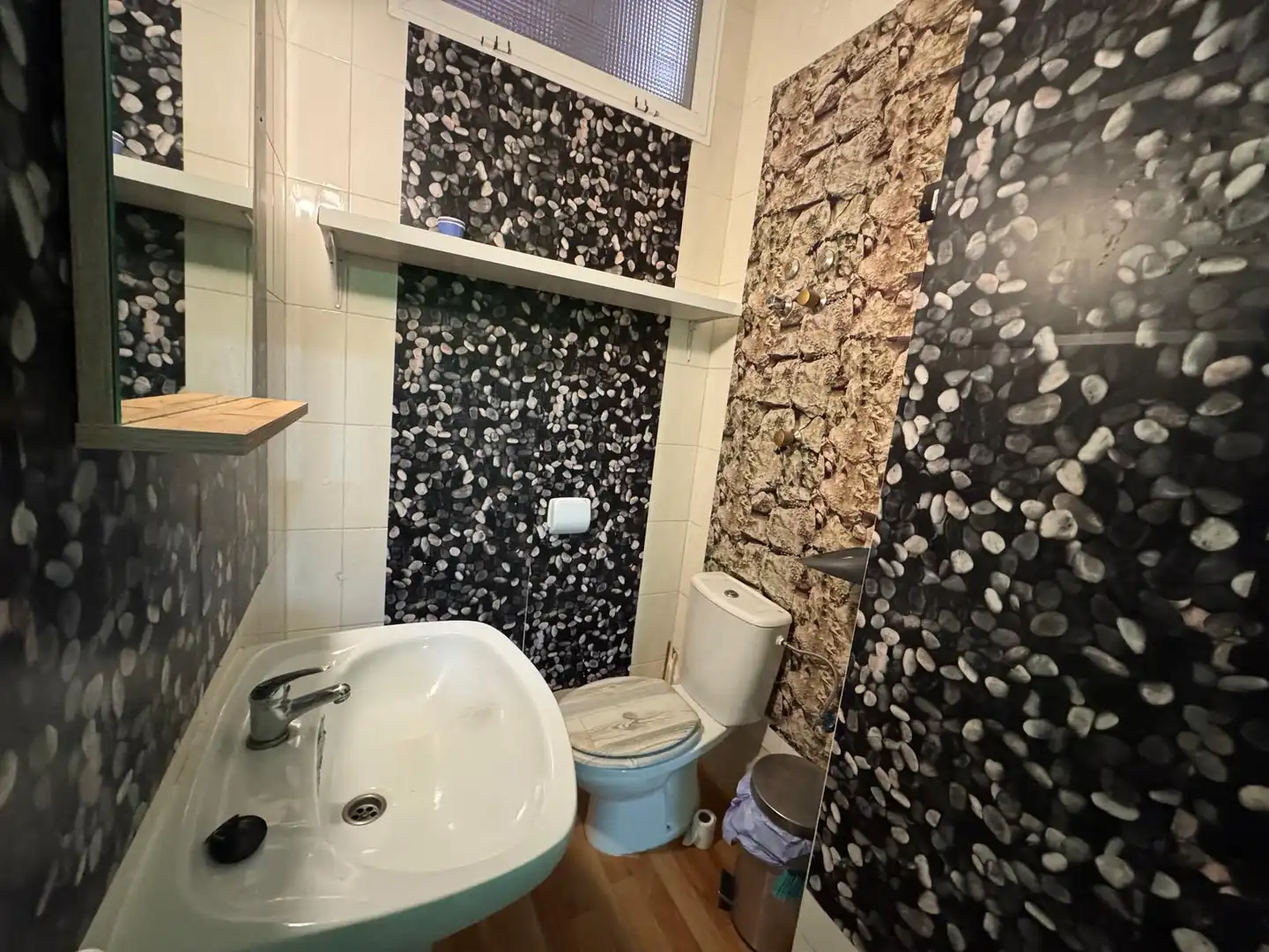 Badezimmer von Geschaftsraum zum Verkauf in Torrevieja mit Klimaanlage und Möbliert