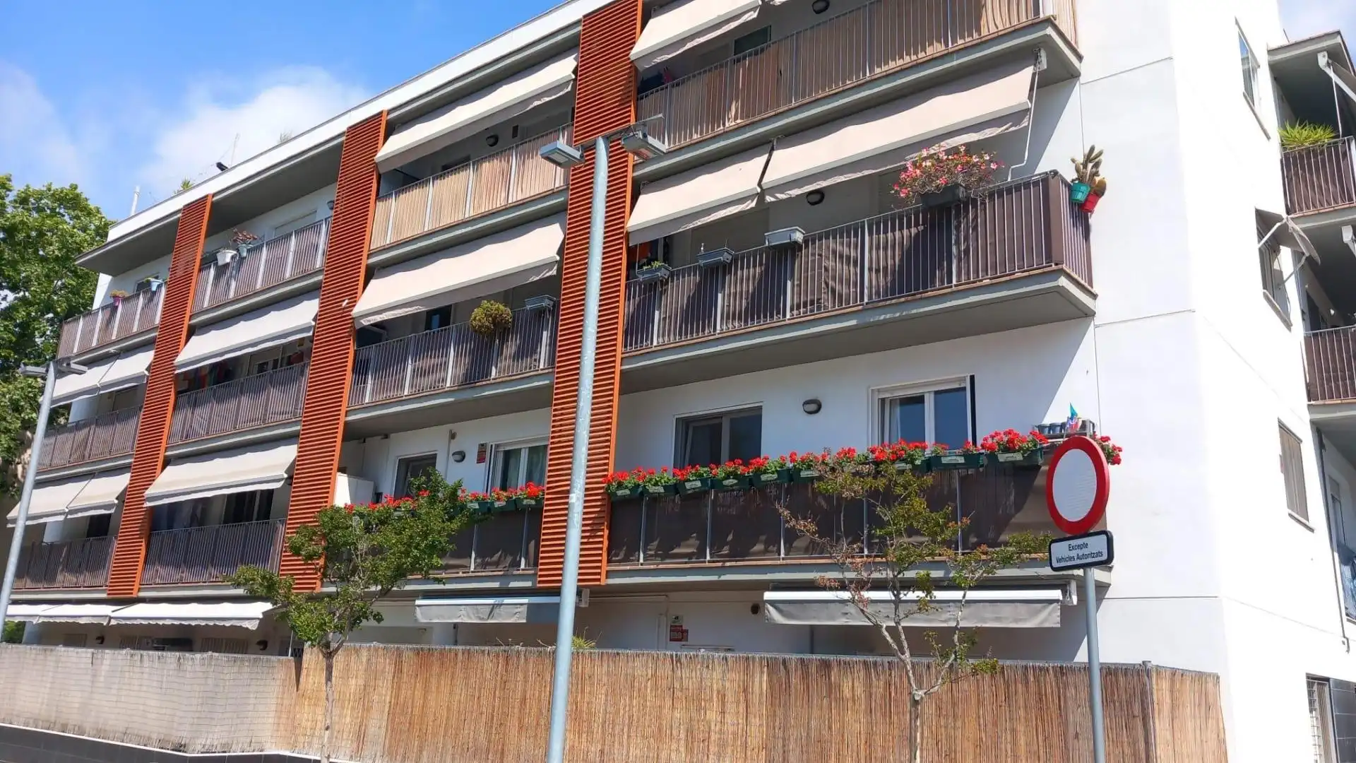 Piso con terraza en venta en TURIA, imagen 2