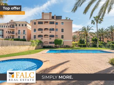 Apartment with pool for sale in Platja de Palma