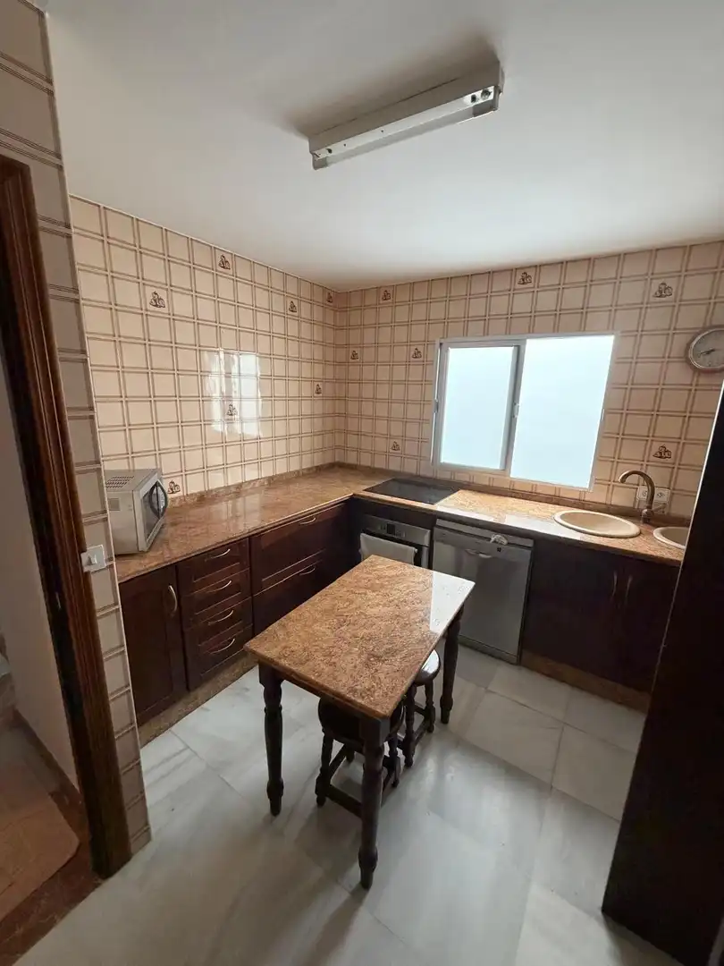 Cuina de Casa o xalet en venda en Morón de la Frontera
