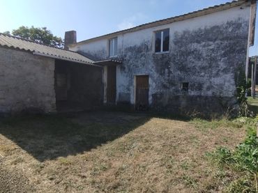 Casa amb jardí en venda a O Feal - Xubia