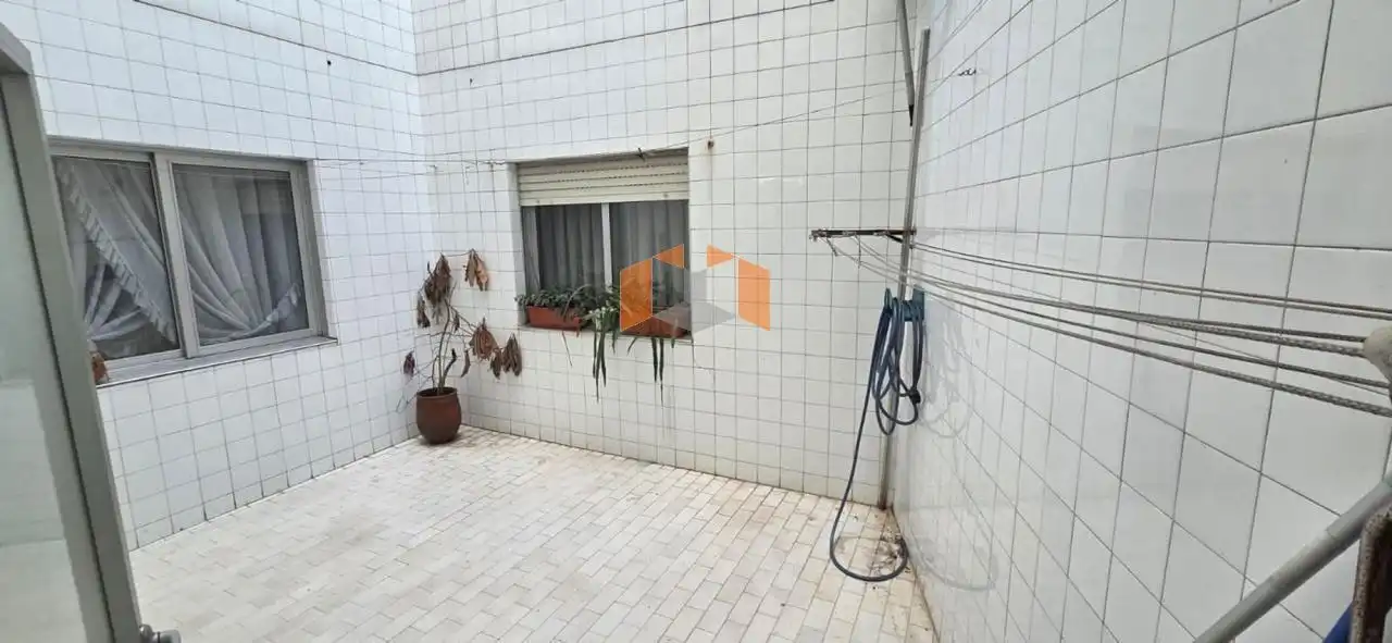 Piso en venta en Vigo  con Calefacción, Parquet y Terraza