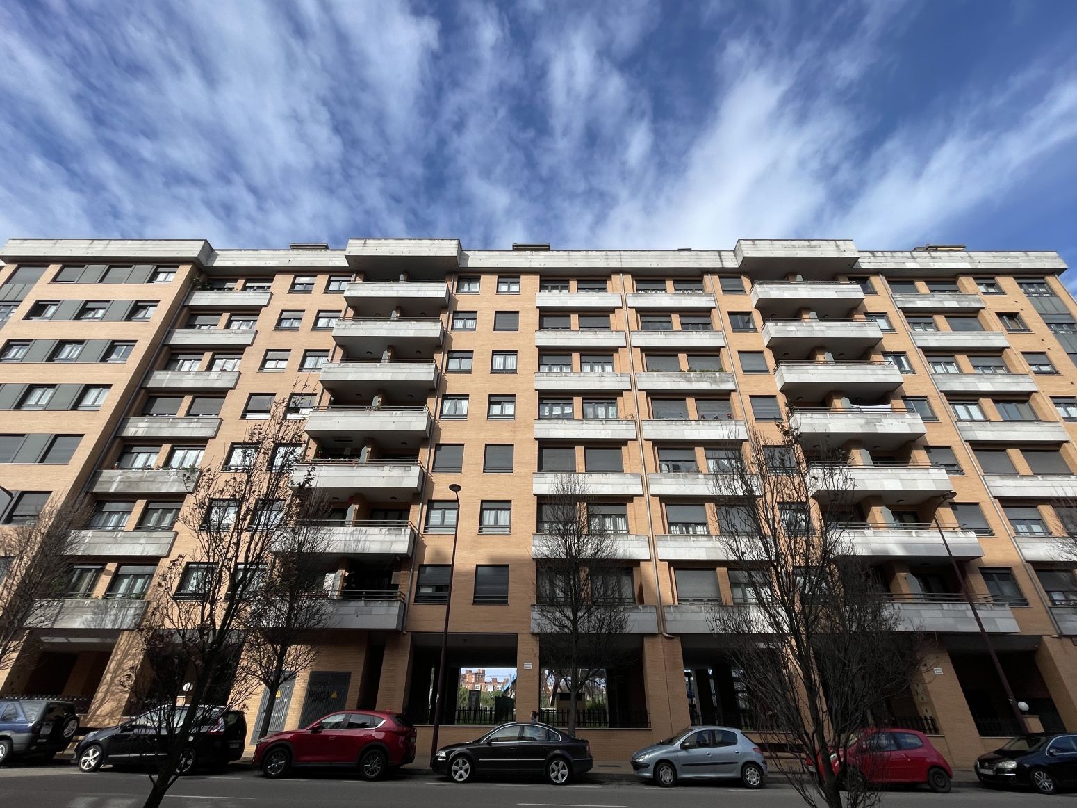 Vista exterior de Pis en venda en Gijón  amb Calefacció, Parquet i Terrassa