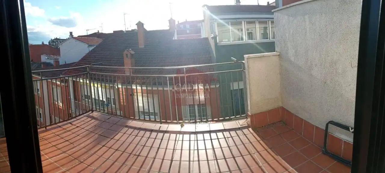 Terrasse von Dachboden zur Miete in Salamanca mit Heizung, Parkett und Terrasse