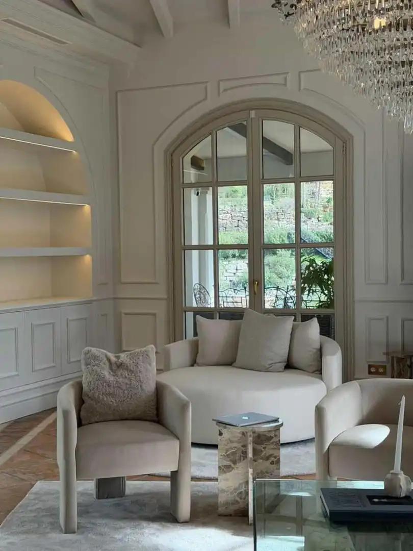 Sala d'estar de Casa o xalet de lloguer en Benahavís amb Aire condicionat, Jardí privat i Terrassa
