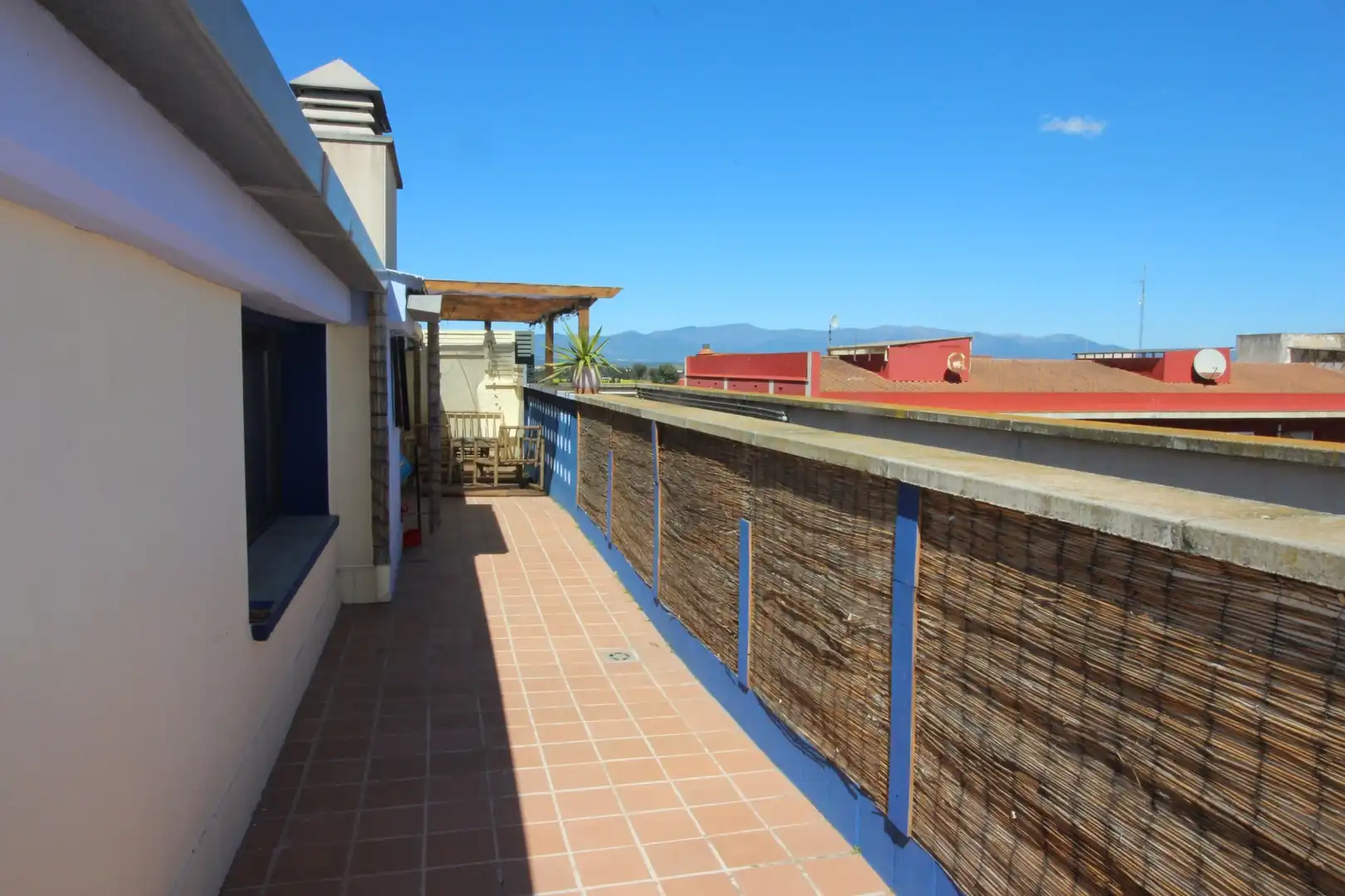 Terraza de Dúplex en venta en Figueres con Calefacción, Terraza y Trastero