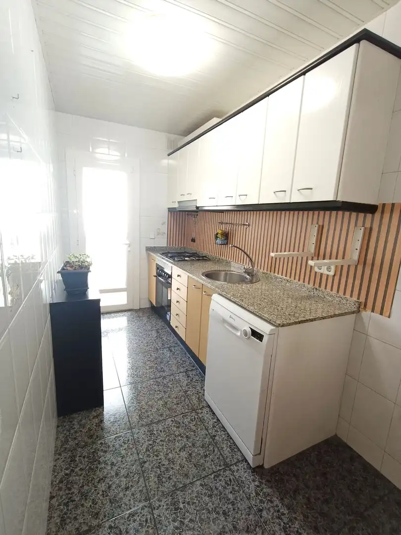 Küche von Wohnung zum Verkauf in Mataró mit Terrasse