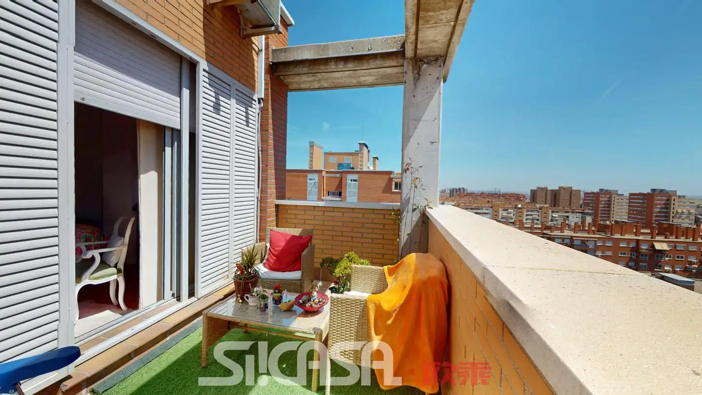 Terraza de Ático en venta en Parla con Aire acondicionado, Calefacción y Terraza