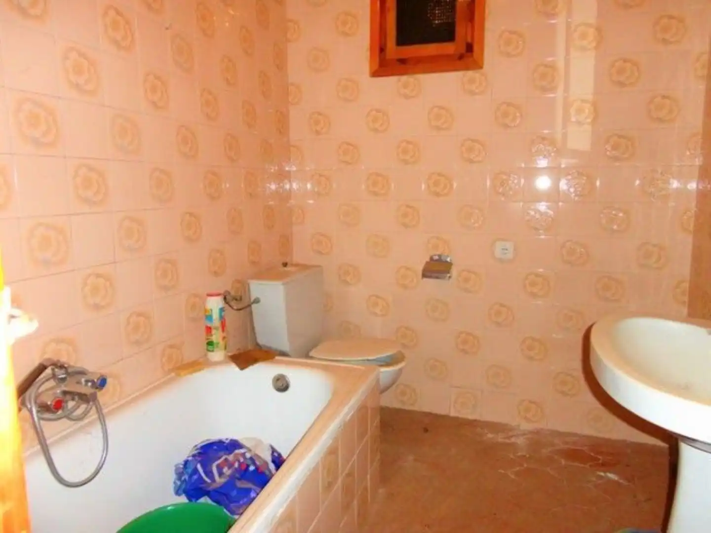 Baño de Casa o chalet en venta en Moncalvillo