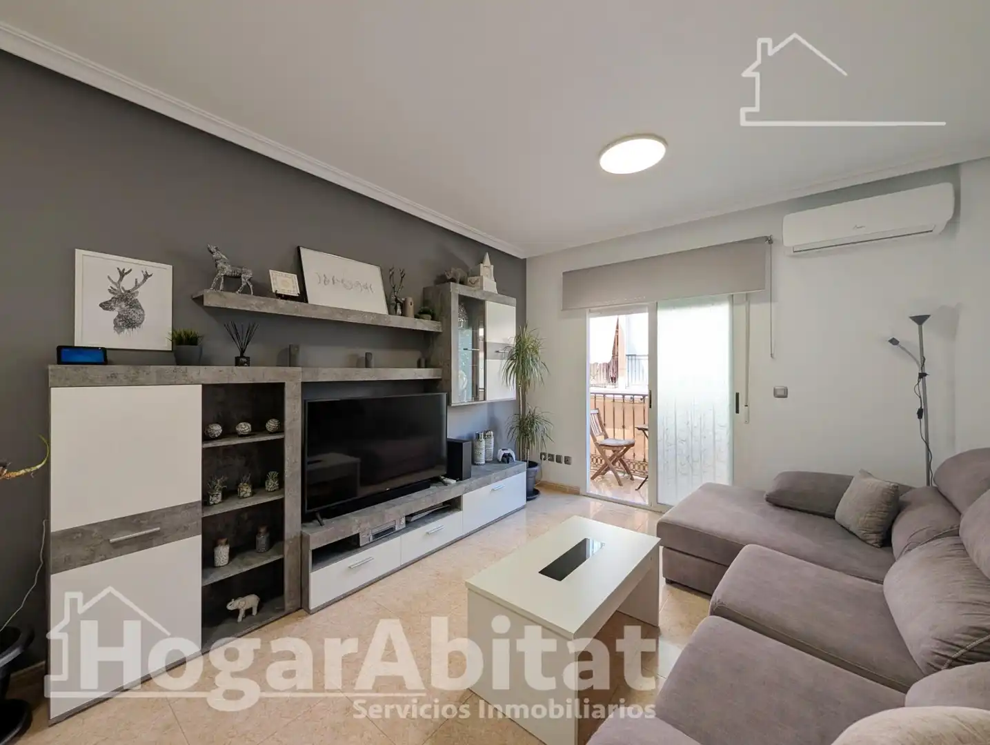 Sala de estar de Piso en venta en Santa Pola con Aire acondicionado, Calefacción y Amueblado