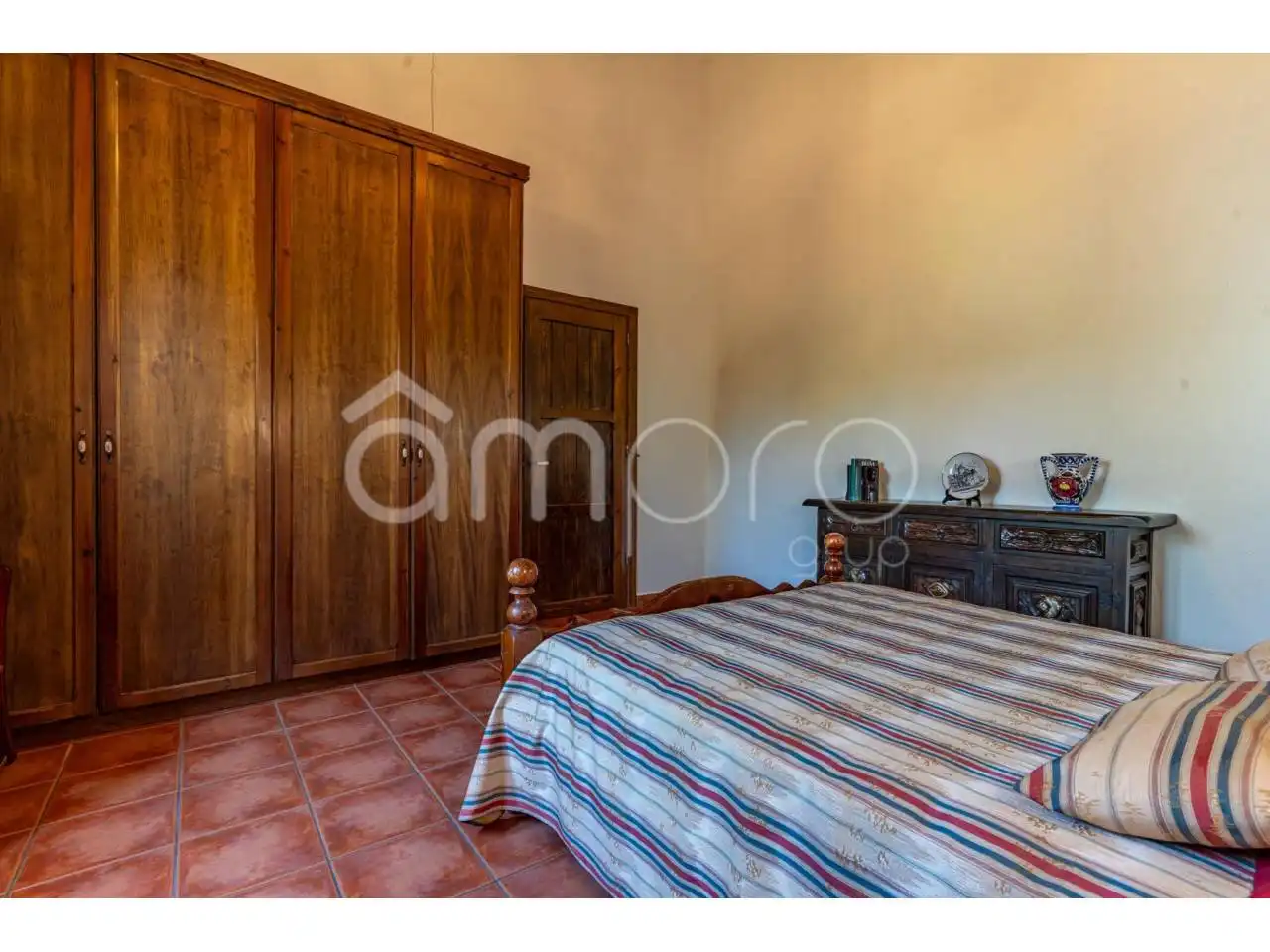 Sala de estar de Finca rústica en venta en Vilallonga del Camp con Calefacción, Jardín privado y Terraza