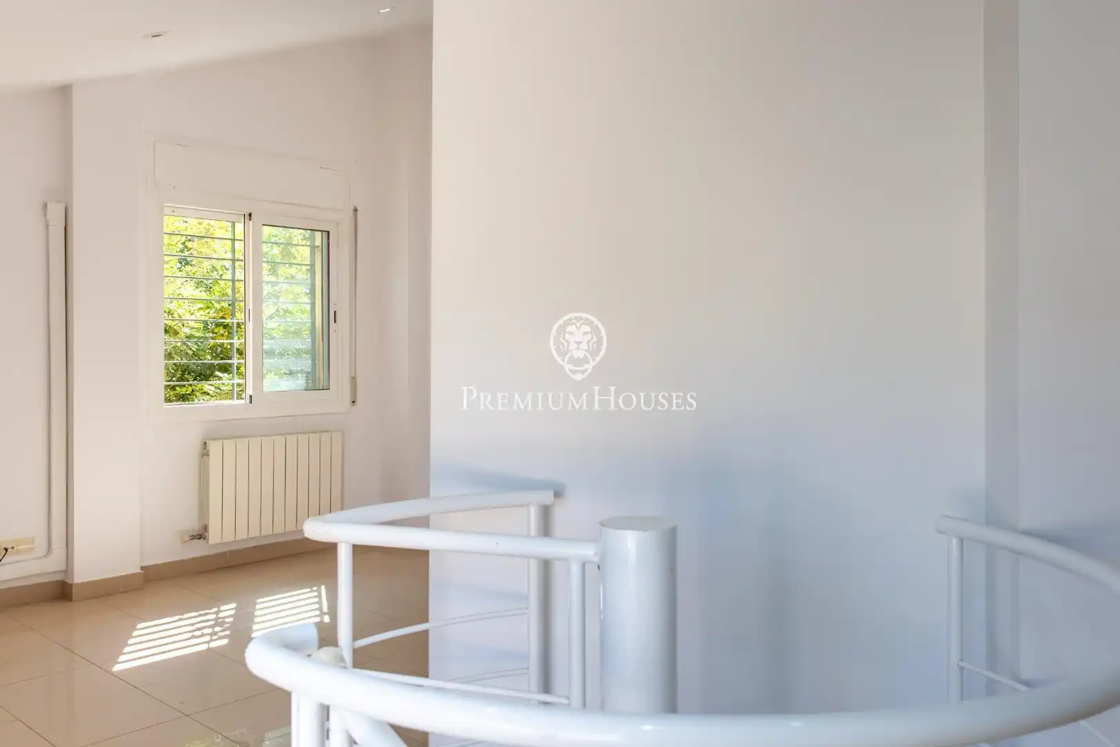 Maisonette zum Verkauf in Alella mit Heizung, Balkon und Alarm