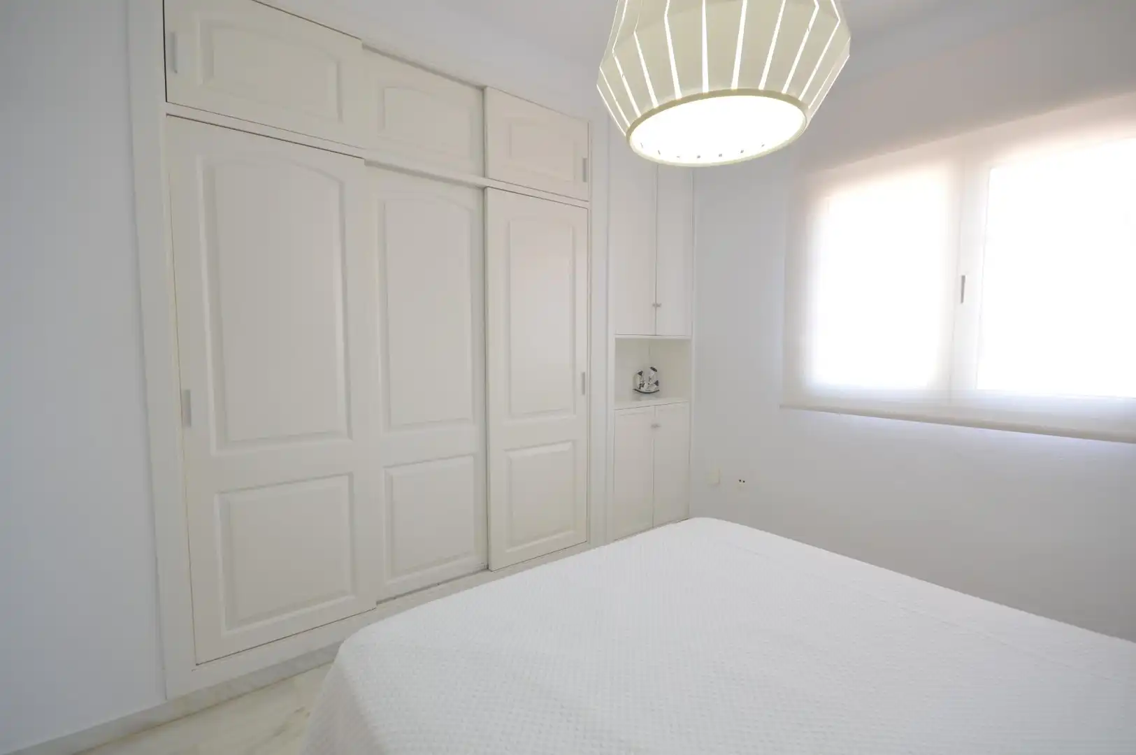 Habitación de Casa adosada en venta en El Puerto de Santa María con Aire acondicionado, Calefacción y Jardín privado