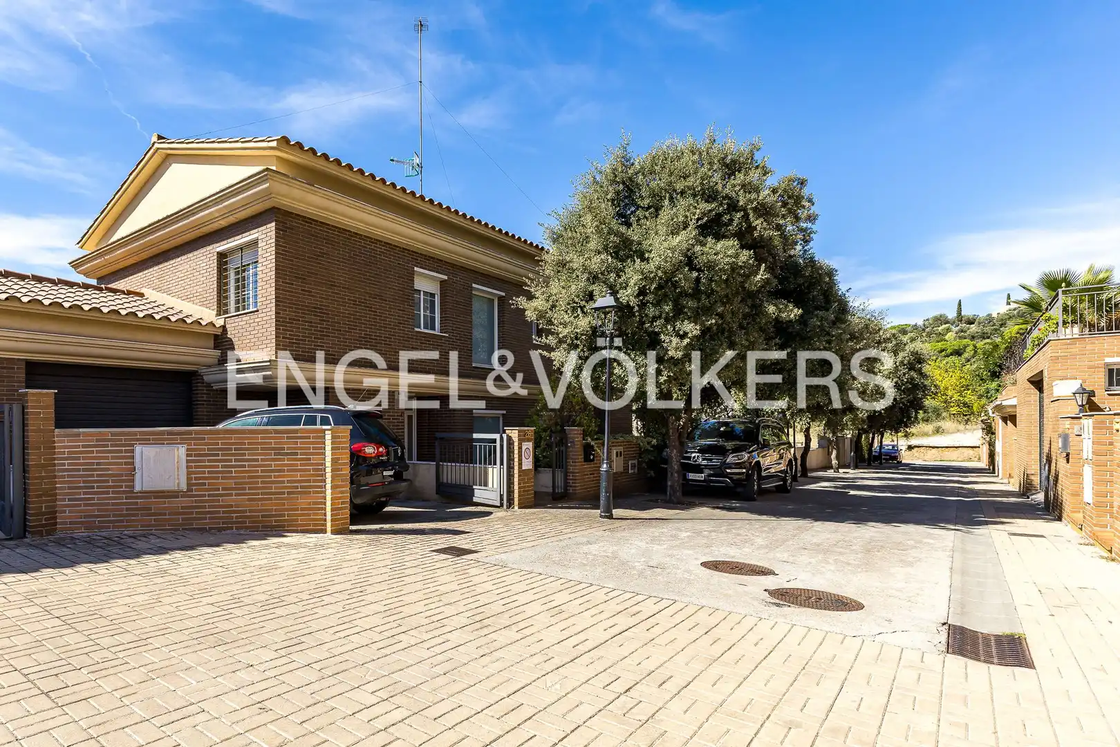 Reihenhaus mit Garten zum Verkauf in Carrer Fontmitjana