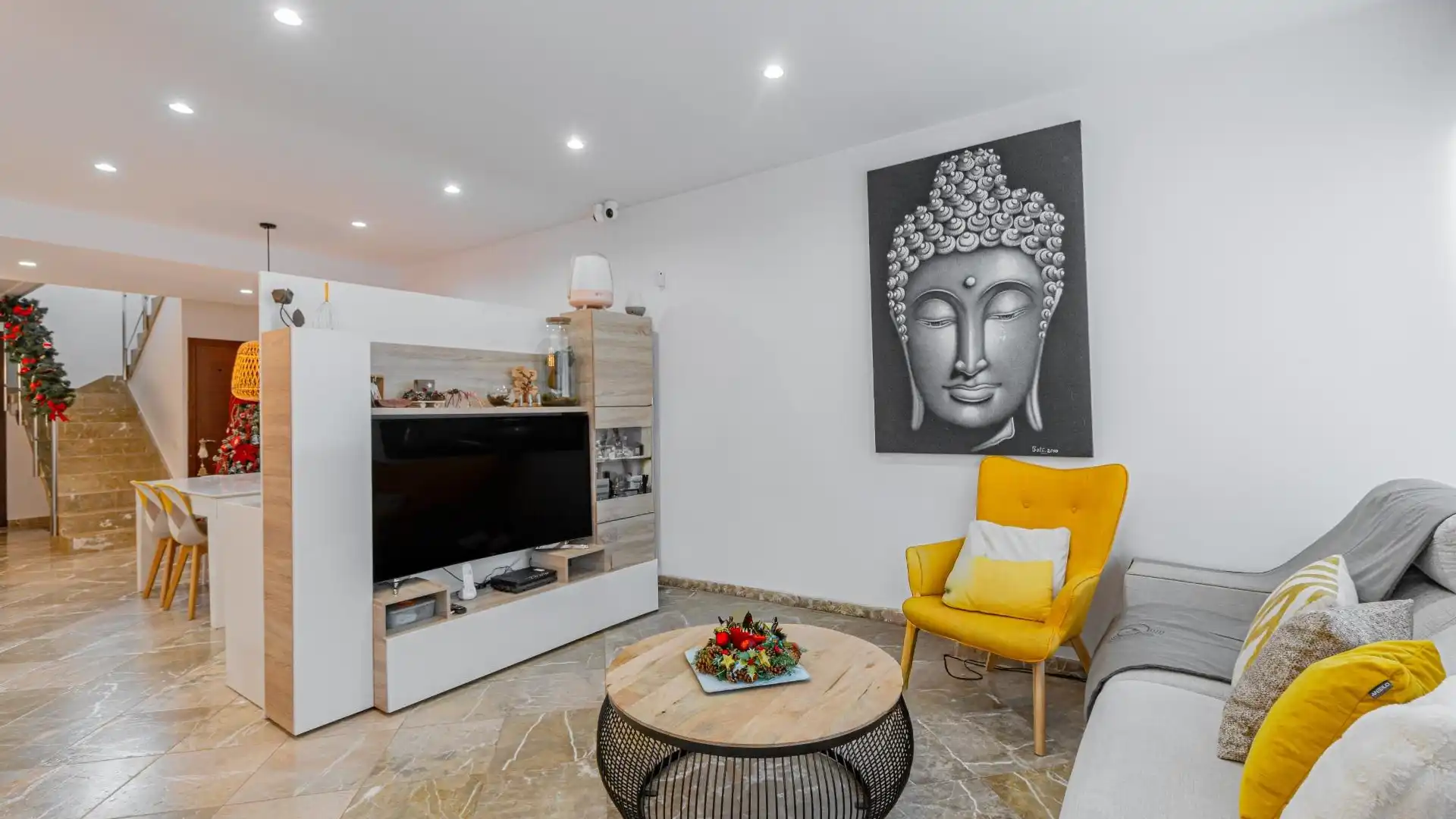 Living room of Single-family semi-detached for sale in Lloseta  with Air Conditioner, Terrace and Storage room