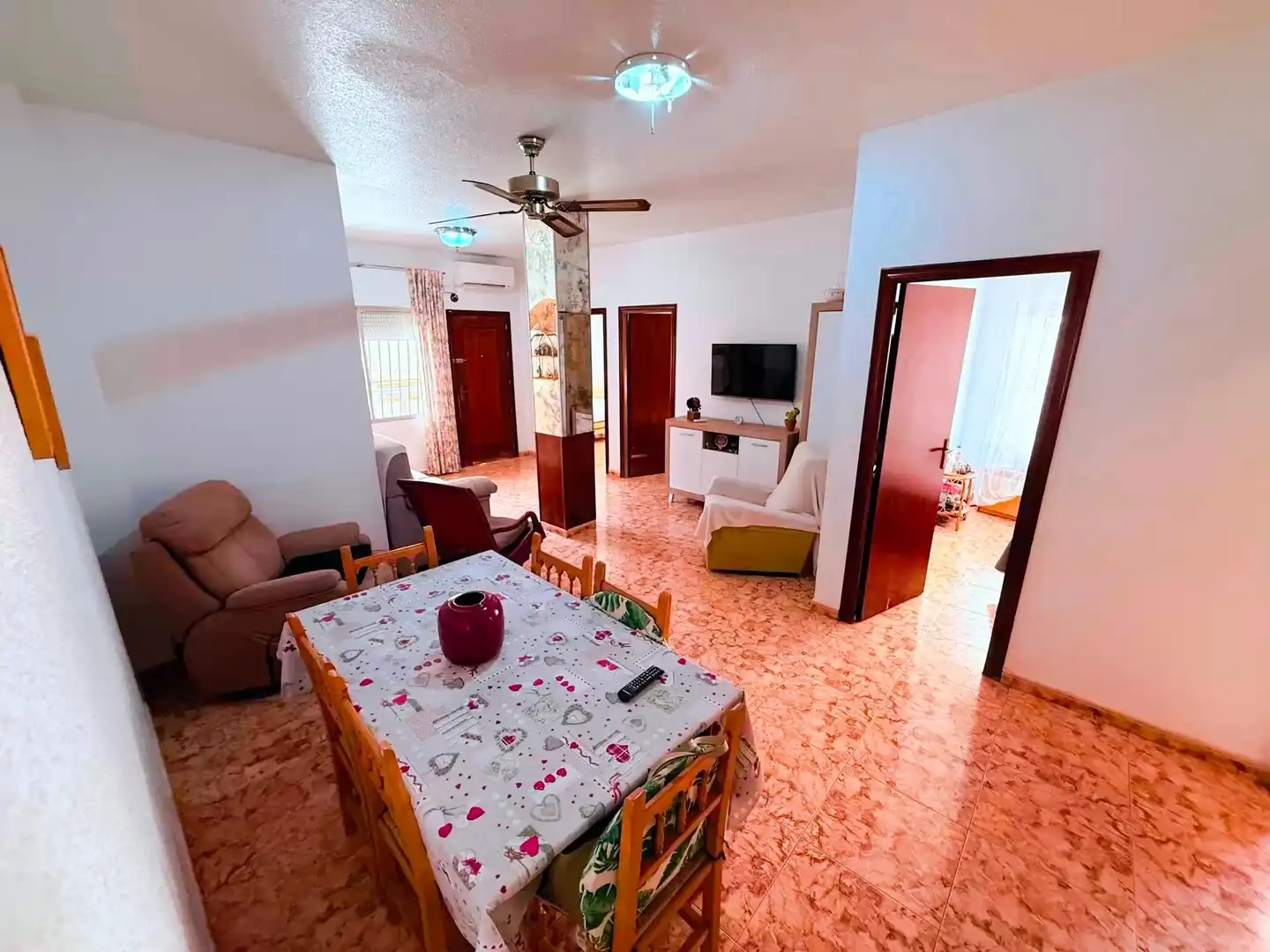 Sala d'estar de Casa o xalet en venda en Cartagena amb Aire condicionat, Calefacció i Terrassa