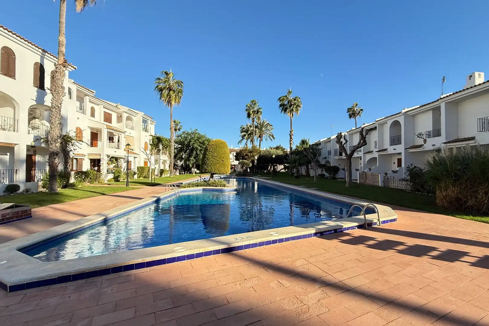 Schwimmbecken von Wohnung zum Verkauf in La Manga del Mar Menor mit Terrasse, Möbliert und Gemeinschaftspool