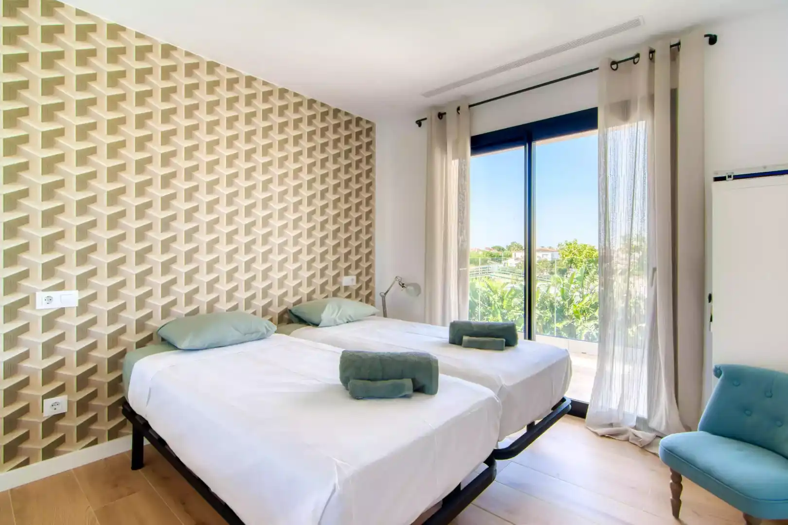 Habitación de Casa o chalet en venta en Empuriabrava con Aire acondicionado, Calefacción y Terraza