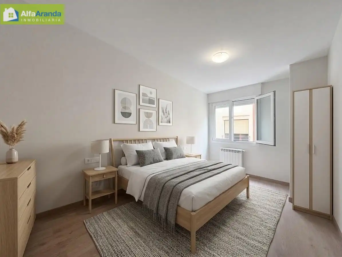 Dormitori de Apartament en venda en Aranda de Duero amb Calefacció