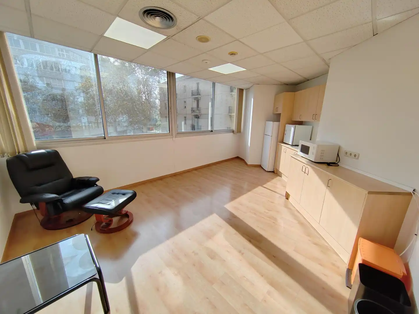 Oficina en venta en Barcelona con Aire acondicionado, Calefacción y Amueblado