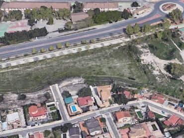 Terreno residenziale in vendita a Urbanizaciones