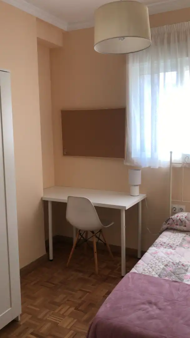Bedroom of Flat for rent in Granada  with Terrace, Furnished and Microwave