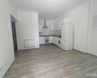 Cuina de Apartament de lloguer en Valladolid Capital amb Calefacció