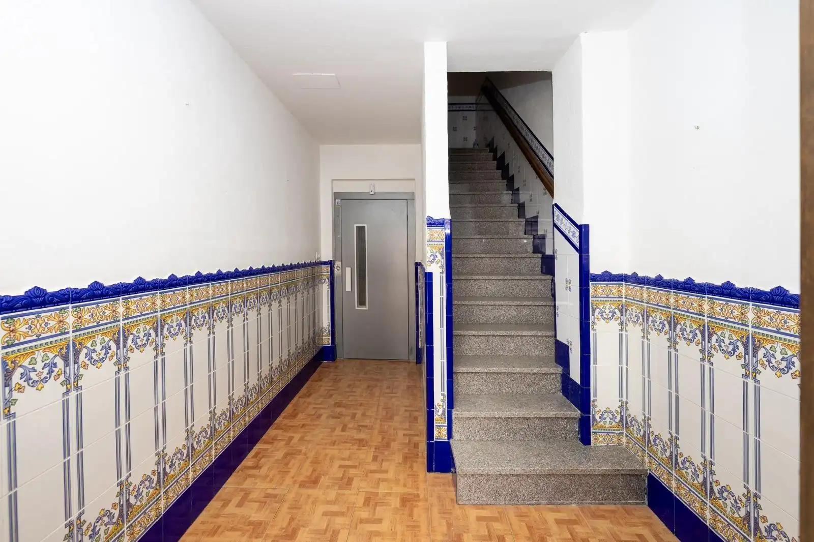 Gebäude zum Verkauf in Zaidín